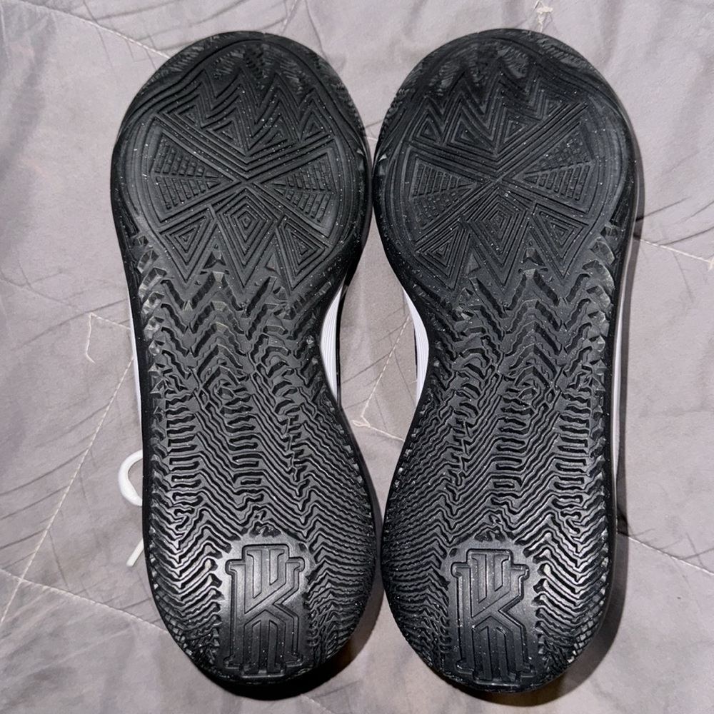 Kyrie Flytrap 6 - image 5